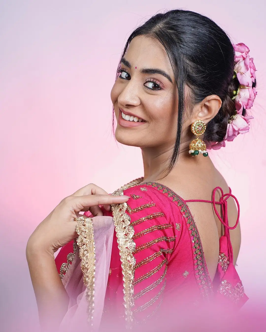 Tollywood Actress Rashi Singh in Pink Lehenga Choli